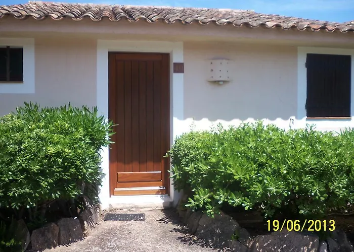 Playa Del Oro Favone